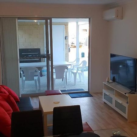 Coodanup Frasers Landing Lifestyle מראה חיצוני תמונה